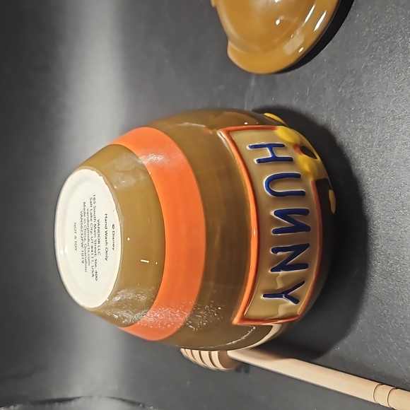 Rare Winnie the Pooh’s Hunny Pot by Disney - Made For Storing & Serving Honey - Picture 8 of 11